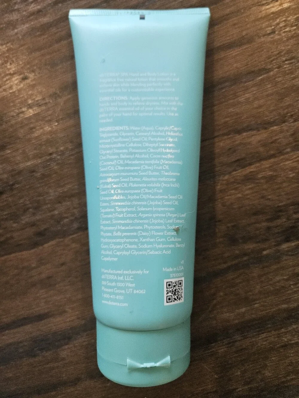 Doterra Spa Hand & Body Lotion - Aqua with Yellow Accent